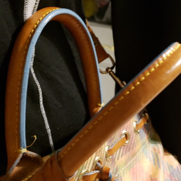 Dooney and Bourke vintage tassel tote - Picture 5 of 8